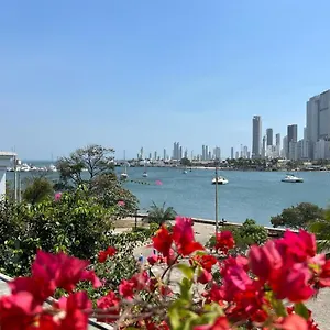 Dorado Plaza Calle Del Arsenal Cartagena (Kolumbien)