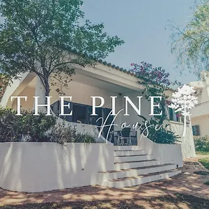 https://pine-house-faro-airport-beach-and-city-center.hotelaalgarve.com